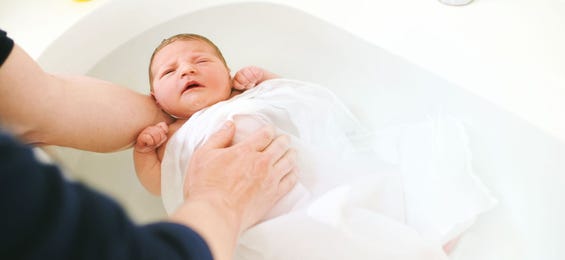 Wie bade ich mein Baby richtig?