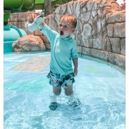 Scrunch Krokodil-Gießkanne - blau