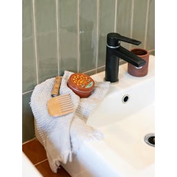 Sol de Ibiza Natural Mineral Sunscreen LSF 30