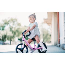 smarTrike Folding Balance Bike - pink