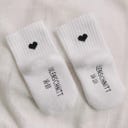 Eulenschnitt Babysocken Herz schwarz